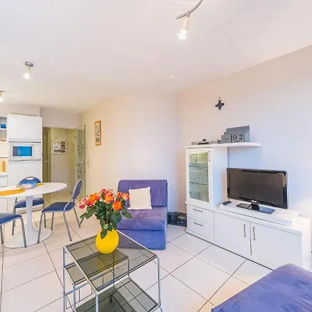 דירה With Terrace And Views *