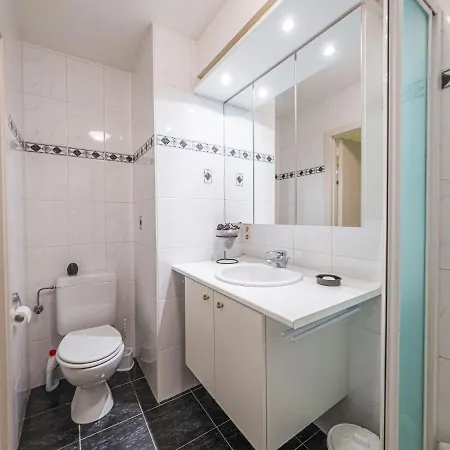 דירה With Terrace And Views *